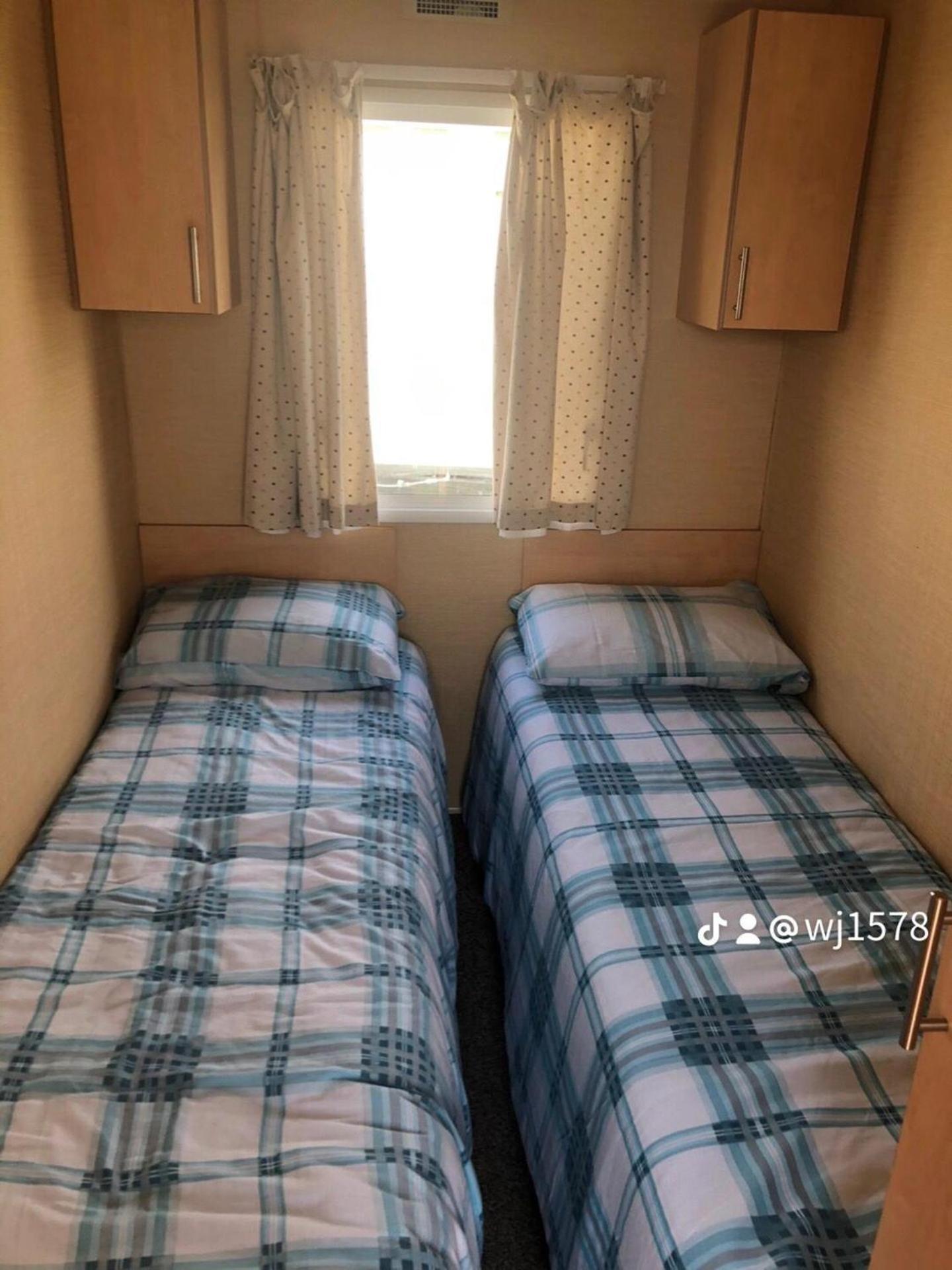 Adorable 2 Bedroom Caravan In Clacton-On-Sea Esterno foto
