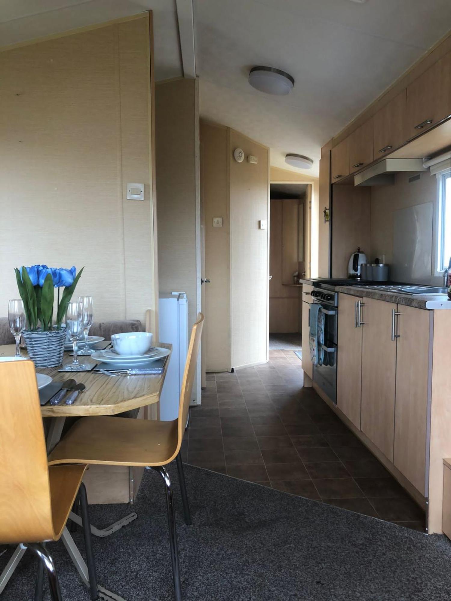 Adorable 2 Bedroom Caravan In Clacton-On-Sea Esterno foto